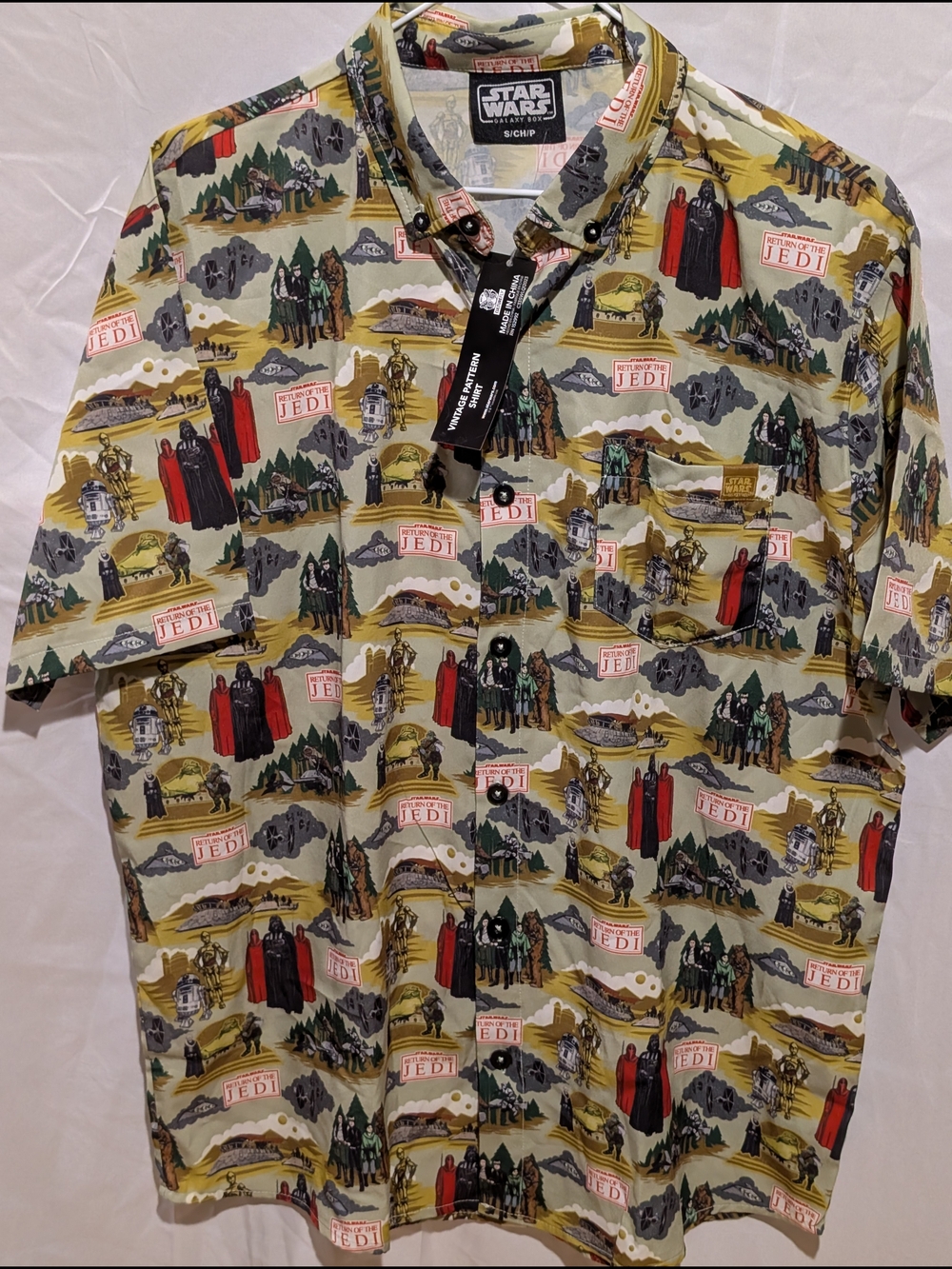 Star Wars "Return Of The Jedi" Short Sleeve Button-Down Shirt.